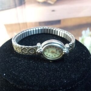 💍 Decade Silver Women's Watch